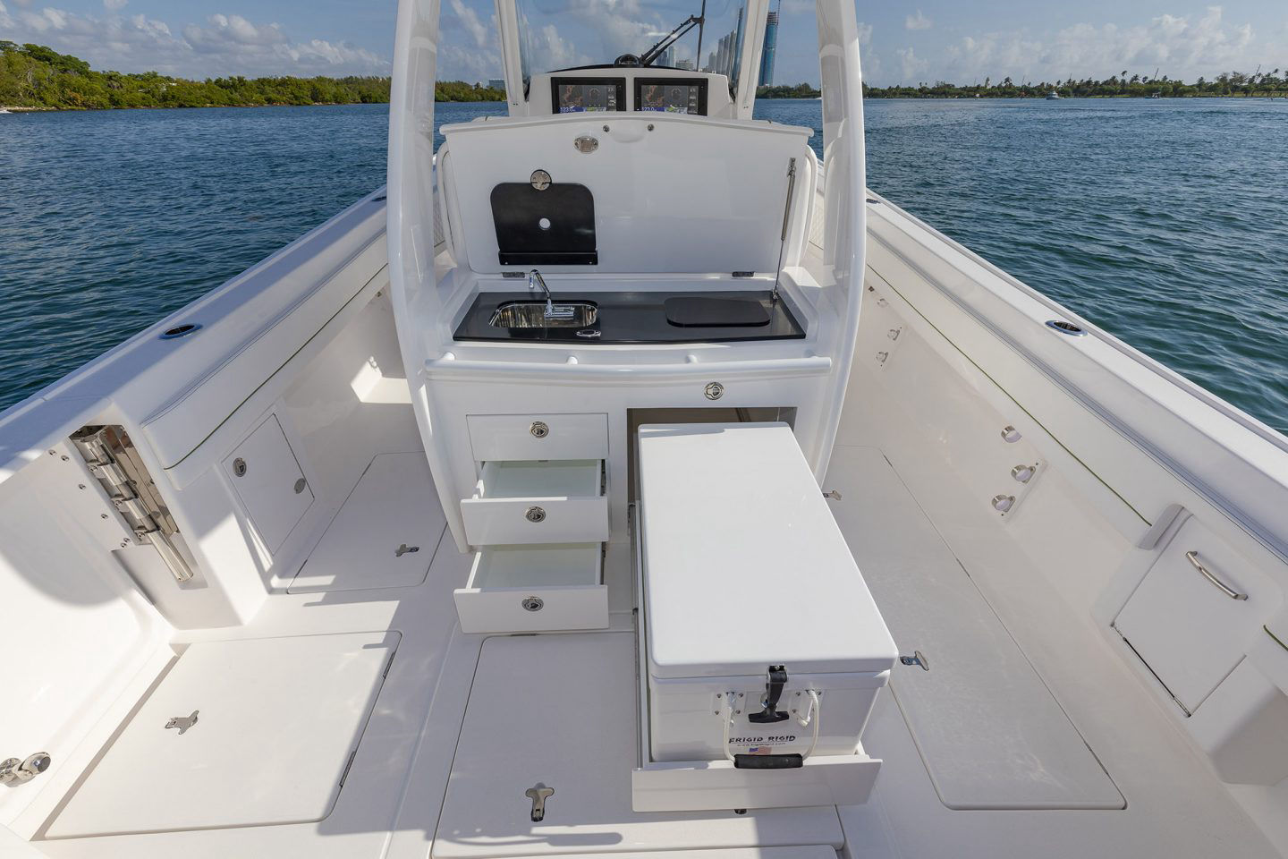 375 NOMAD SE FEATURES